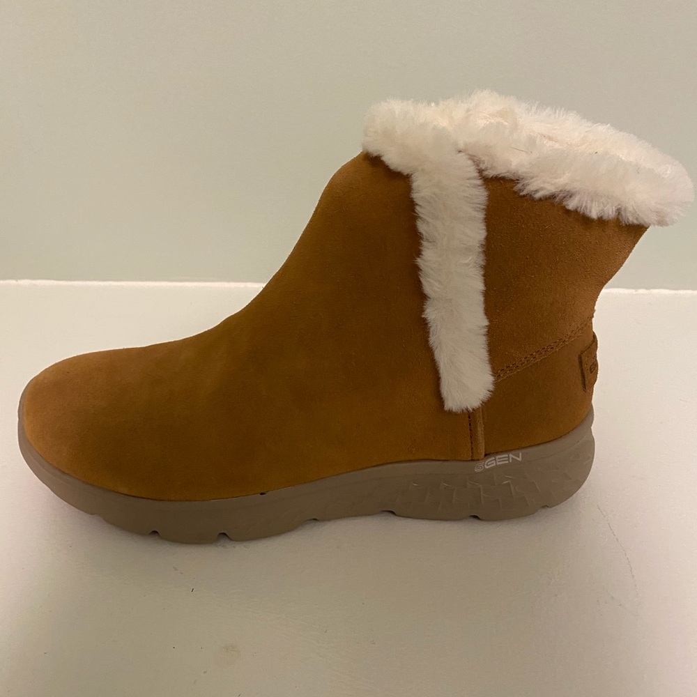 Skechers Go Walk Boots NWOT